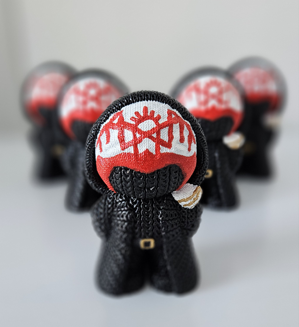 Knitted Effect Vessel (Sleep Token) inspired Character
